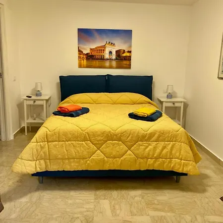 La Mia Casetta Al Politeama *